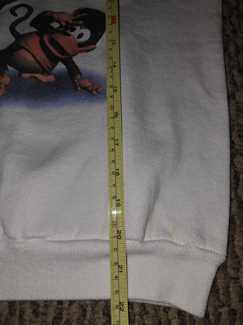 Vintage Hanes White Donkey Kong Country 2 Crewneck Sweatshirt - Picture 4 of 4